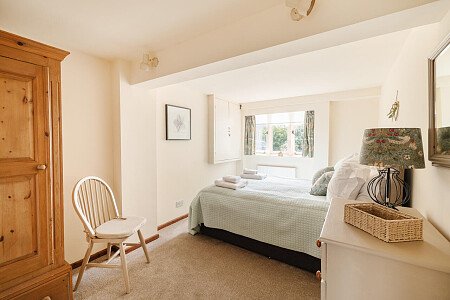 Lower House   - Filming Locations Locations Direct -056