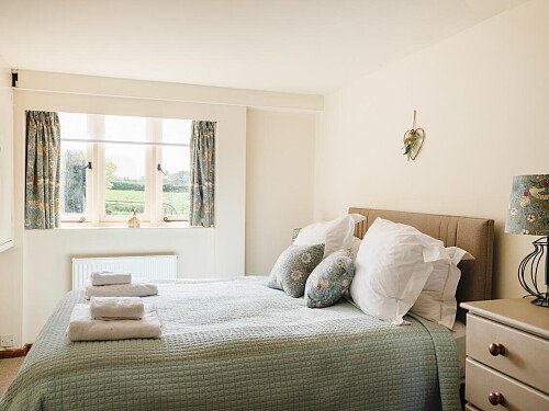 Lower House   - Filming Locations Locations Direct -057