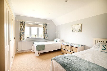 Lower House   - Filming Locations Locations Direct -060