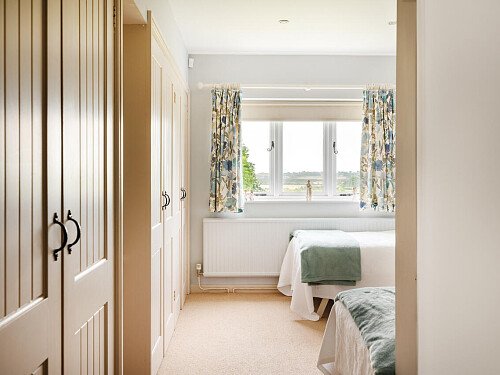 Lower House   - Filming Locations Locations Direct -061