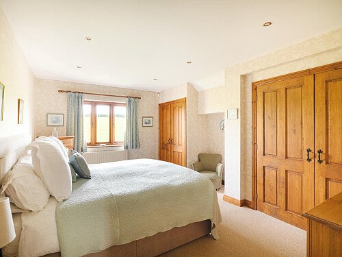 Lower House   - Filming Locations Locations Direct -062