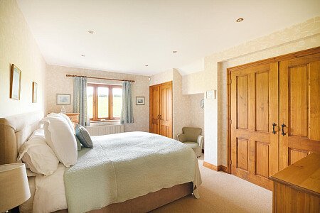 Lower House   - Filming Locations Locations Direct -062