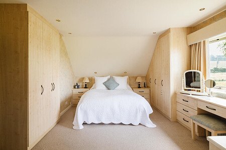 Lower House   - Filming Locations Locations Direct -069