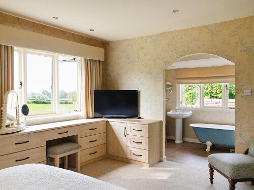 Lower House   - Filming Locations Locations Direct -076