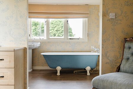 Lower House   - Filming Locations Locations Direct -078