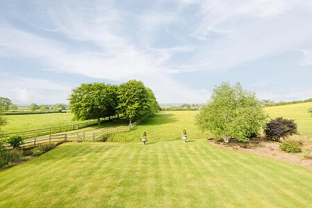 Lower House   - Filming Locations Locations Direct -079