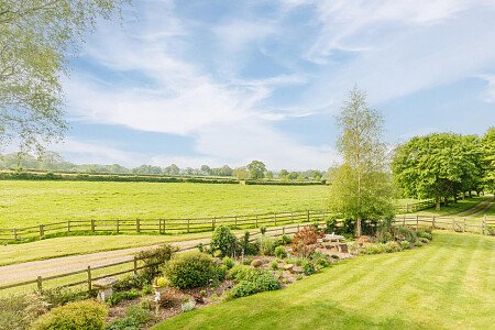 Lower House   - Filming Locations Locations Direct -080