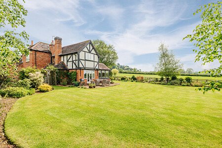 Lower House   - Filming Locations Locations Direct -084