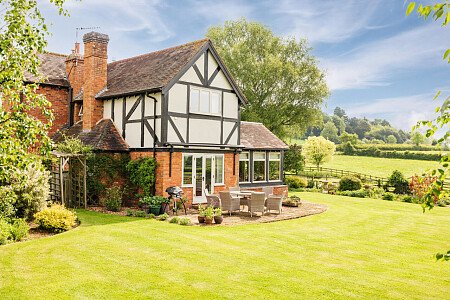 Lower House   - Filming Locations Locations Direct -083