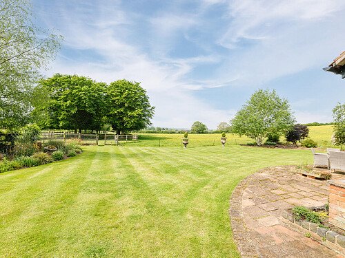 Lower House   - Filming Locations Locations Direct -088