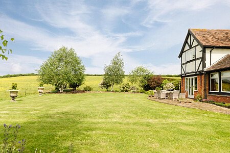 Lower House   - Filming Locations Locations Direct -095