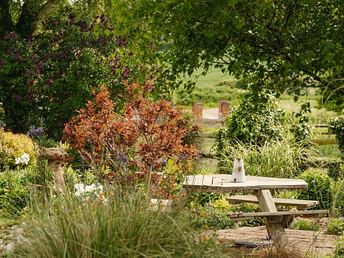 Lower House   - Filming Locations Locations Direct -096