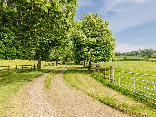 Lower House   - Filming Locations Locations Direct -108