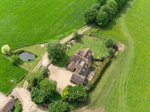 Lower House   - Filming Locations Locations Direct -113