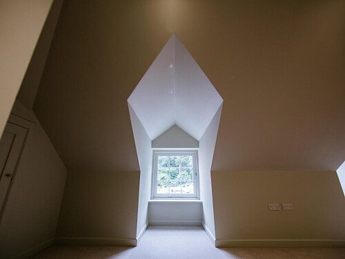 Red Brick Mansion - Filming Locations Locations Direct -33