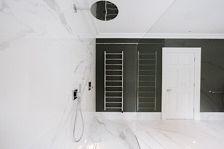 Red Brick Mansion - Filming Locations Locations Direct -40