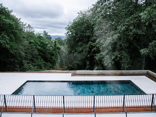 Red Brick Mansion - Filming Locations Locations Direct -50