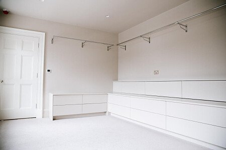 Red Brick Mansion - Filming Locations Locations Direct -52