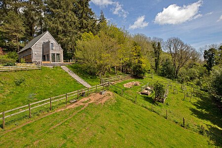 Pinewood Mansion - Filming Locations Locations Direct -09