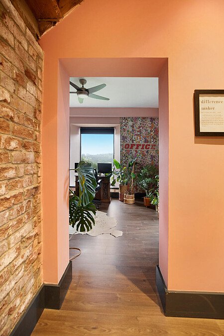 Pinewood Mansion - Filming Locations Locations Direct -18