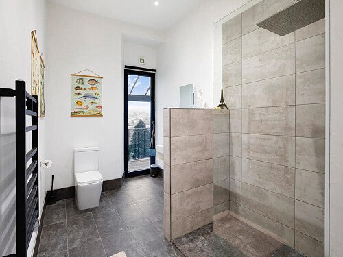 Pinewood Mansion - Filming Locations Locations Direct -29