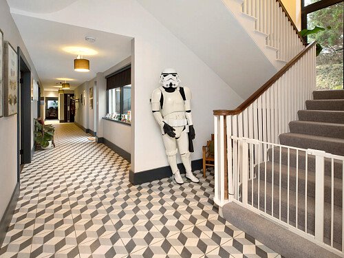 Pinewood Mansion - Filming Locations Locations Direct -39