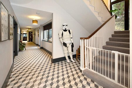 Pinewood Mansion - Filming Locations Locations Direct -39