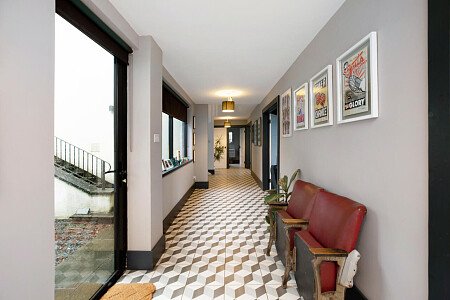 Pinewood Mansion - Filming Locations Locations Direct -41