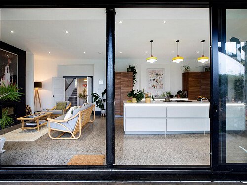 Pinewood Mansion - Filming Locations Locations Direct -42