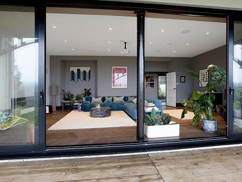 Pinewood Mansion - Filming Locations Locations Direct -43