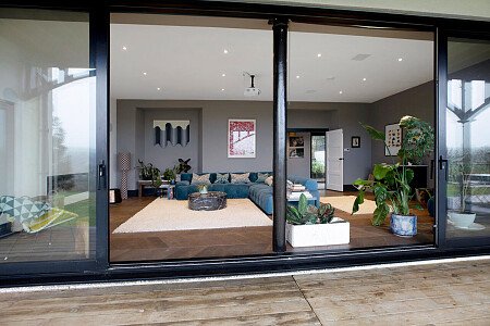 Pinewood Mansion - Filming Locations Locations Direct -43