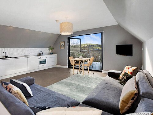 Pinewood Mansion - Filming Locations Locations Direct -65