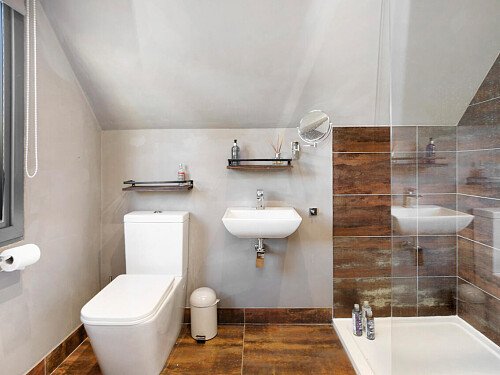 Pinewood Mansion - Filming Locations Locations Direct -67