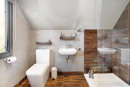 Pinewood Mansion - Filming Locations Locations Direct -67