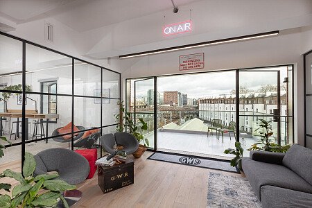 Office Great - Filming Locations Locations Direct -02