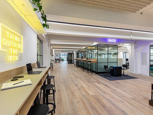 Office Great - Filming Locations Locations Direct -05