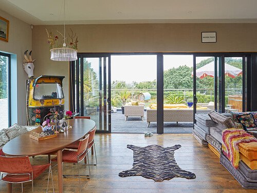 Colour Funk House - Filming Locations Locations Direct -11