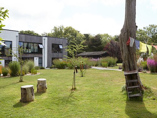 Colour Funk House - Filming Locations Locations Direct -30