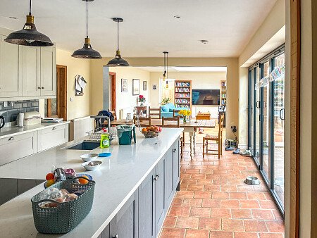 Red brick porch - Filming Locations Locations Direct -01