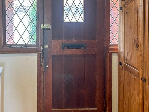 Red brick porch - Filming Locations Locations Direct -05