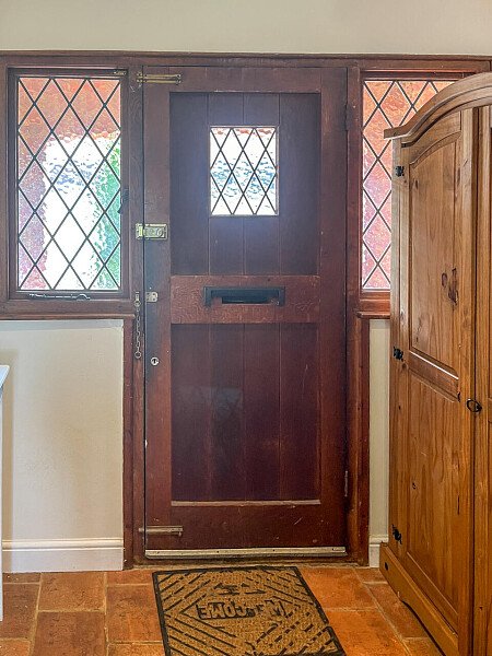 Red brick porch - Filming Locations Locations Direct -05