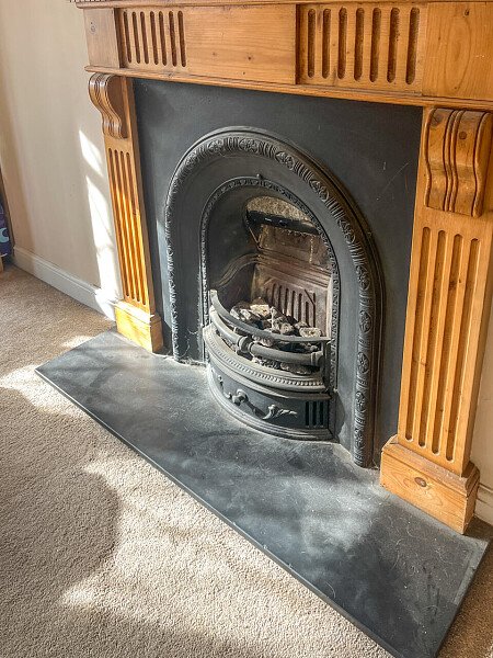 Red brick porch - Filming Locations Locations Direct -11