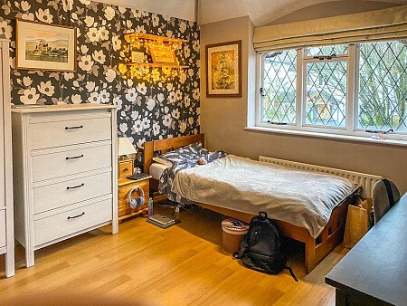 Red brick porch - Filming Locations Locations Direct -15