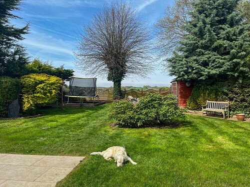 Red brick porch - Filming Locations Locations Direct -20