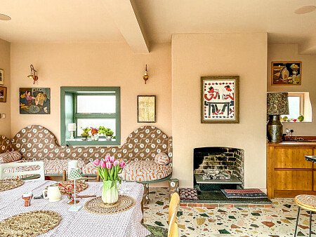 Painted wooden panelling - Filming Locations Locations Direct -11