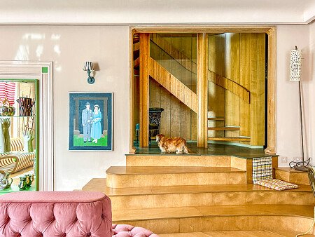 Painted wooden panelling - Filming Locations Locations Direct -30