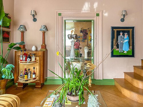 Painted wooden panelling - Filming Locations Locations Direct -33