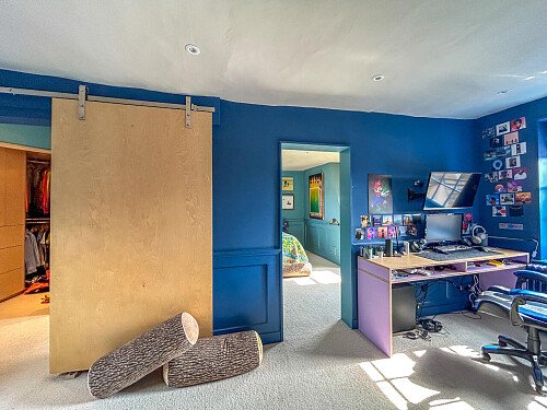 Painted wooden panelling - Filming Locations Locations Direct -36