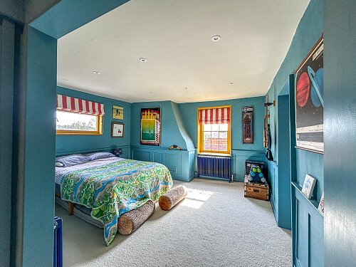 Painted wooden panelling - Filming Locations Locations Direct -38