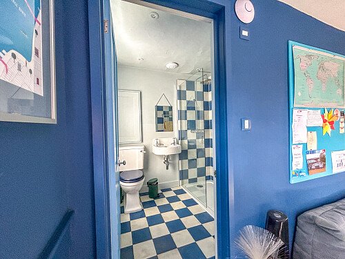 Painted wooden panelling - Filming Locations Locations Direct -44